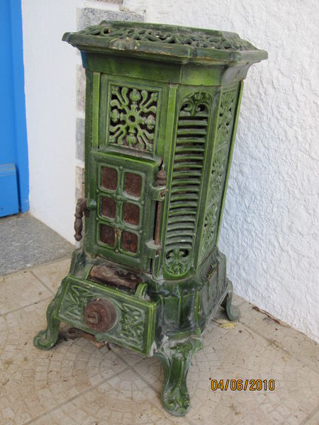 poele emaille ancien